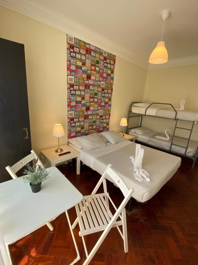 Fontana Guesthouse Lisboa Extérieur photo