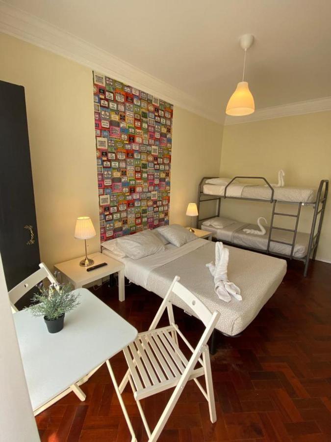 Fontana Guesthouse Lisboa Extérieur photo