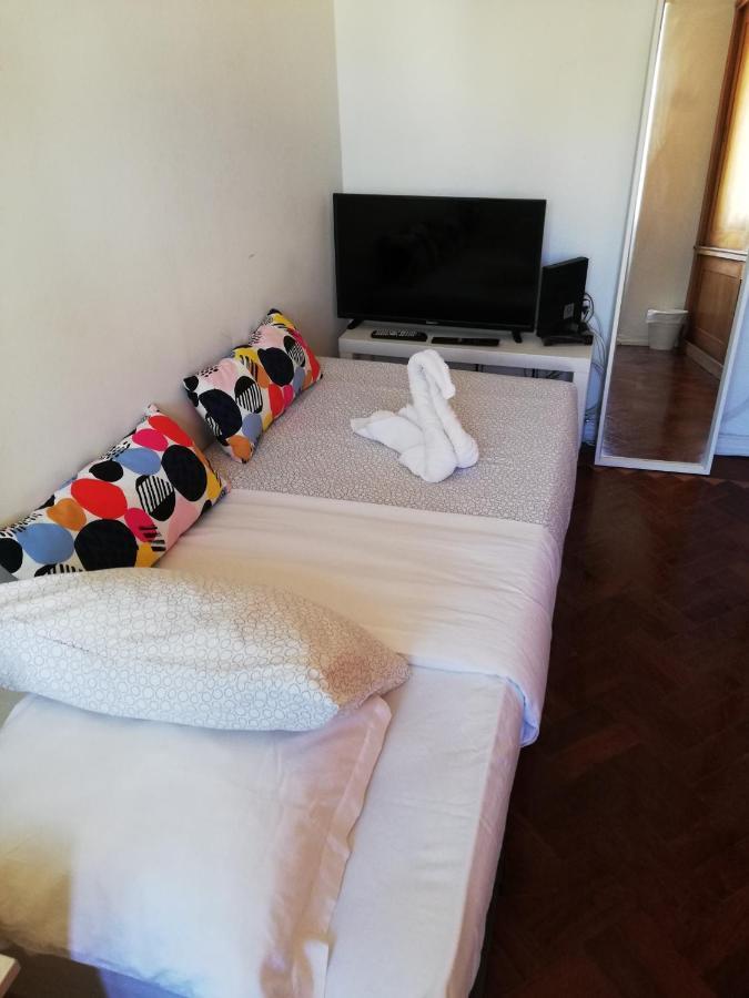 Fontana Guesthouse Lisboa Extérieur photo