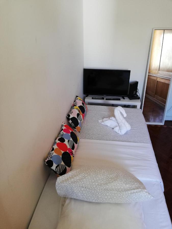 Fontana Guesthouse Lisboa Extérieur photo